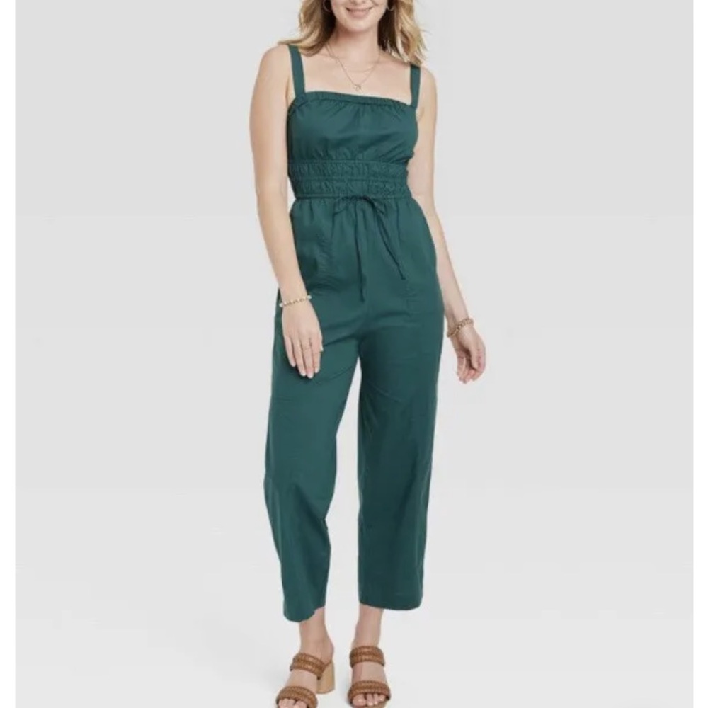 Womans Sleeveless Jumpsuit- Universal Thread